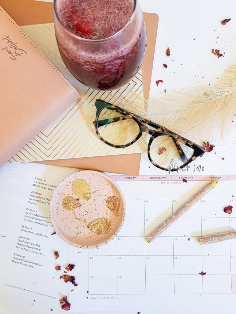 cocktail, calendar, pen, glasses, diaries